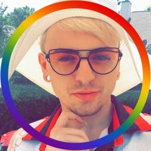 Meet your Posher, Zachary